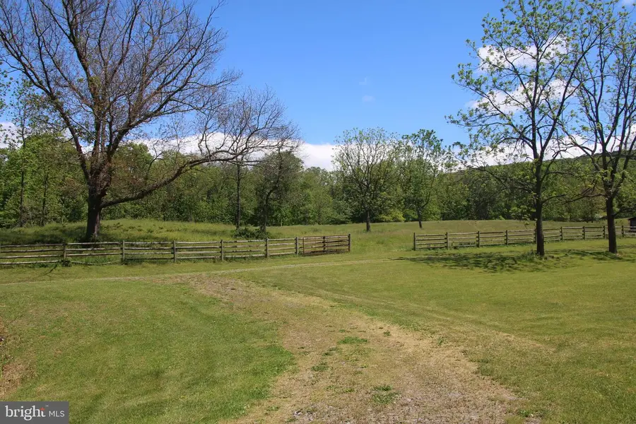 251 Barclays Run Ln, Gore, VA 22637 - #2
