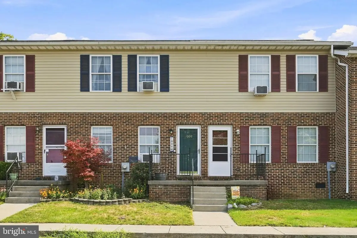 1008 Bridle Ct, Stephens City, VA 22655 - #1