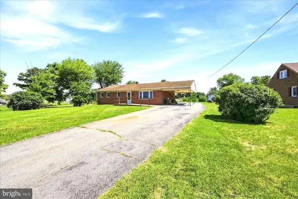 735 Redbud, WINCHESTER, VA 22603