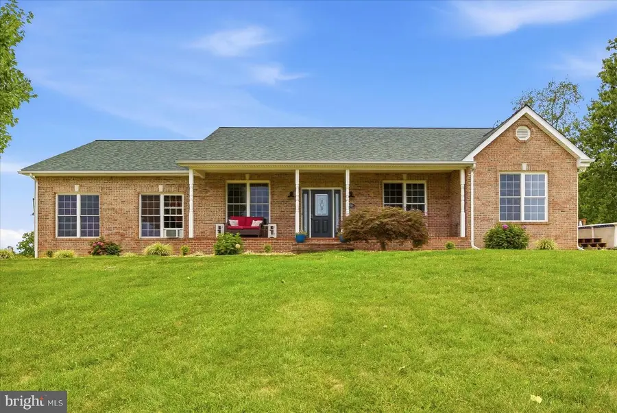 6264 Middle Rd, Stephens City, VA 22655 - #2