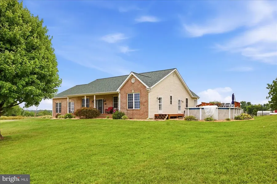 6264 Middle Rd, Stephens City, VA 22655 - #3