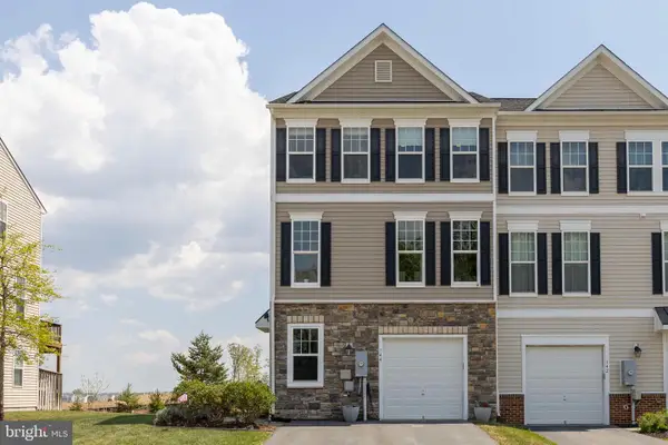 144 Solara Dr, WINCHESTER, VA 22602