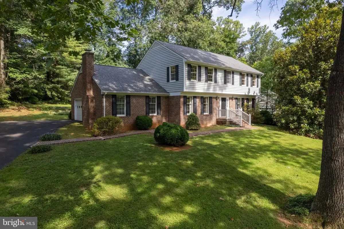 102 Forest Valley Rd, Winchester, VA 22602 - #1