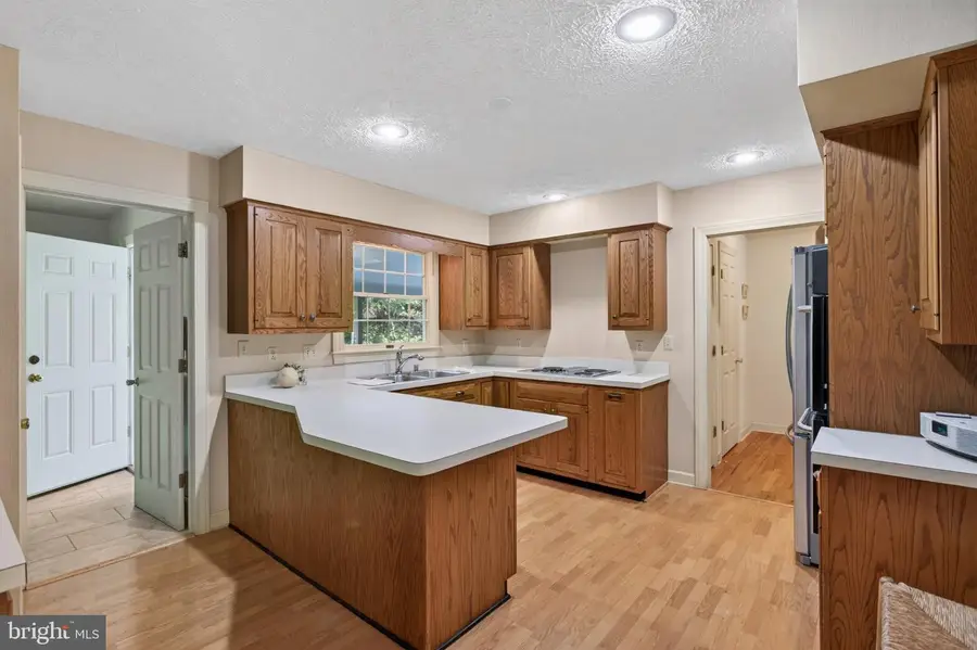 102 Forest Valley Rd, Winchester, VA 22602 - #3