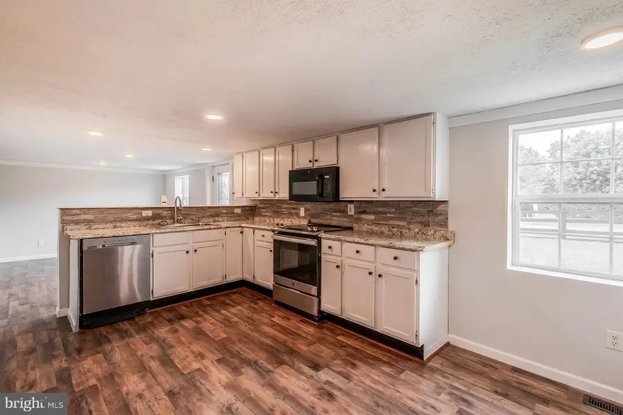 265 Mcdonald Rd, Winchester, VA 22602 - #2