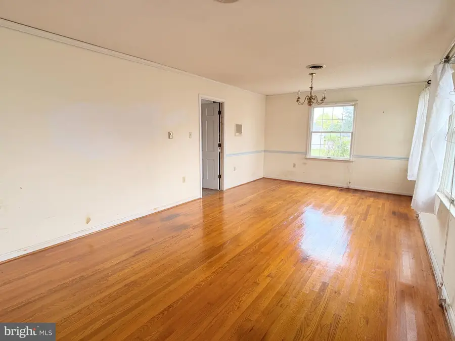 7976 Church St, Middletown, VA 22645 - #3