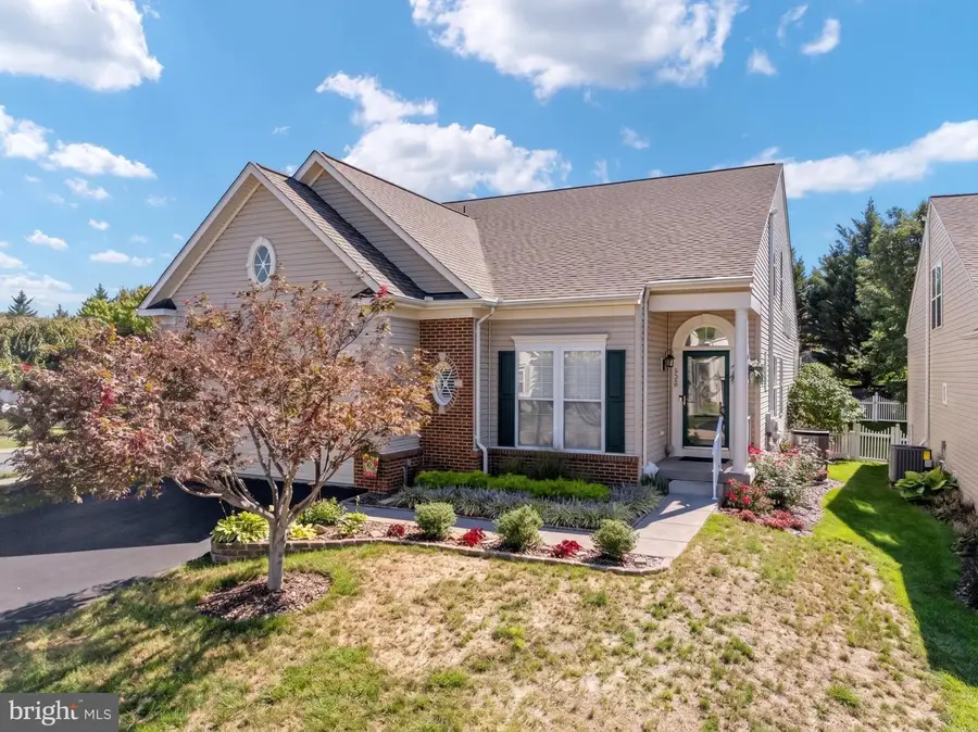 120 April Ave, Stephens City, VA 22655 - #2