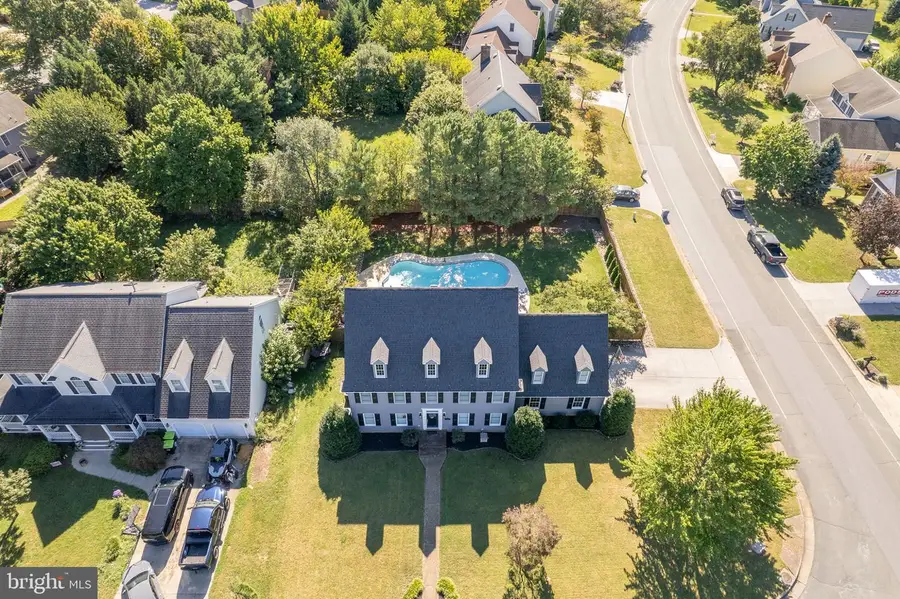 205 Crestleigh Dr, Winchester, VA 22602 - #2