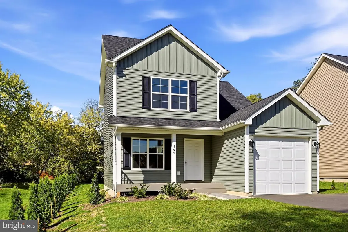 709 Ross St, Winchester, VA 22601 - #1