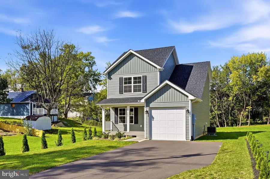 709 Ross St, Winchester, VA 22601 - #2