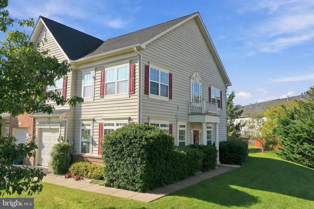 300 London Downs Cir, Stephens City, VA 22655 - #1