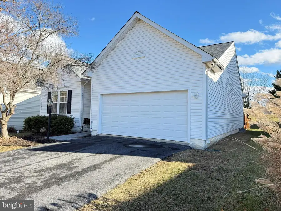 110 April Ave, Stephens City, VA 22655 - #2