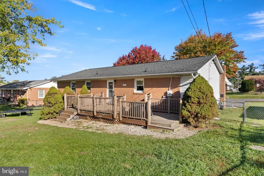116 Meadowlark Ln, Stephens City, VA 22655 - #2
