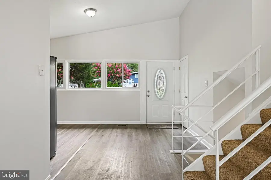 4103 Ivanhoe Ln, Alexandria, VA 22310 - Image #2