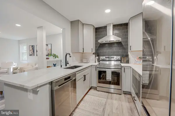 2221 Lovedale Ln #202b, RESTON, VA 20191