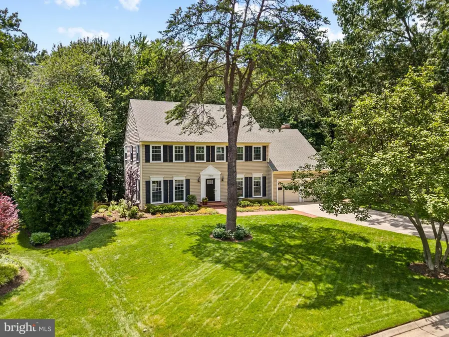 11909 Winstead Ln, Reston, VA 20194 - Image #2