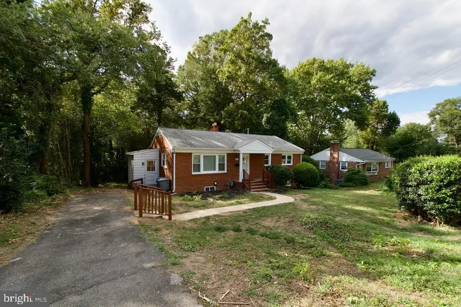 5708 Norton Rd, Alexandria, VA 22303 - Image #3