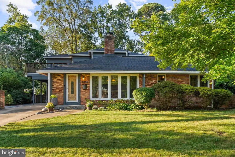 2005 Clark Pl, Alexandria, VA 22308 - Image #2