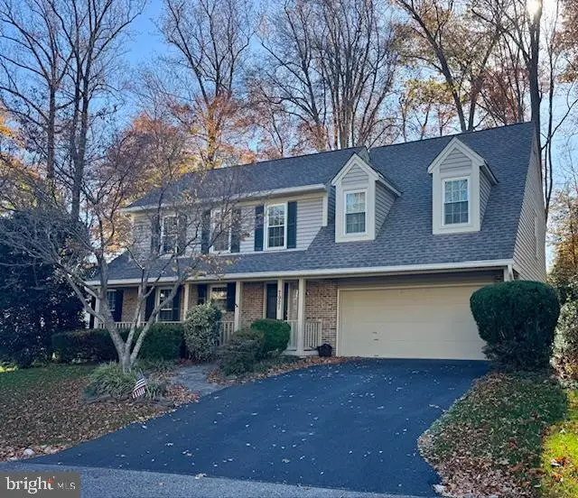 7921 Oak Hollow Ln, Fairfax Station, VA 22039 - Image #2