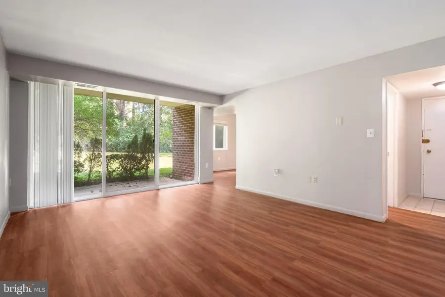 1422 Northgate Sq #22/1a, Reston, VA 20190 - Image #3