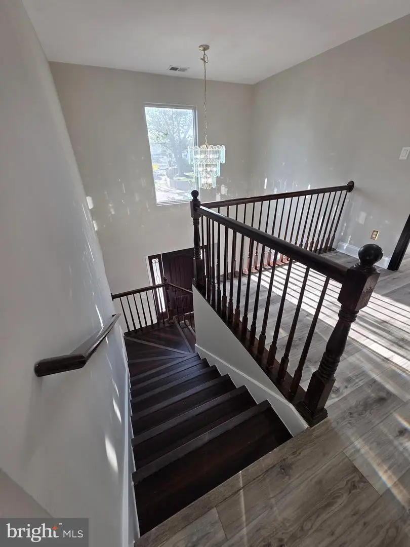 6724 Westlawn Dr, Falls Church, VA 22042 - Image #3