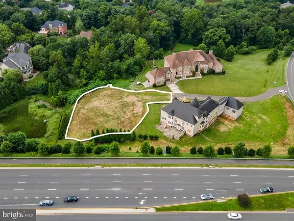 11703 Sugarland Rd, HERNDON, VA 20170