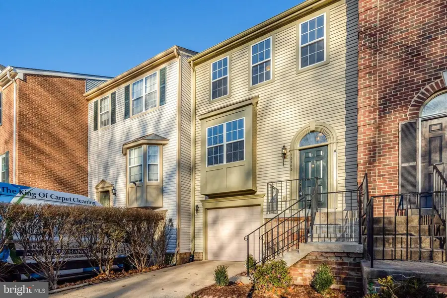 13708 Glassford Pl, Centreville, VA 20120 - Image #2