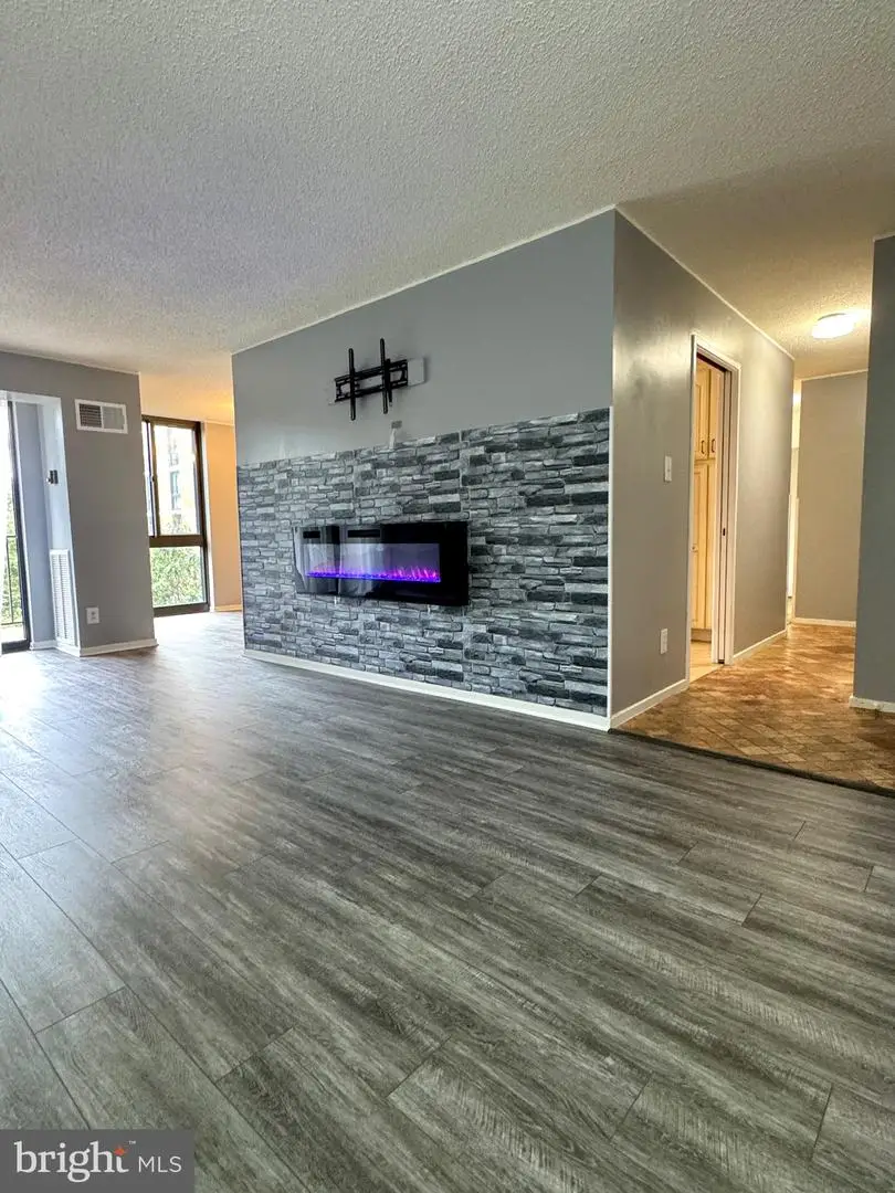 2300 Pimmit Dr #719, Falls Church, VA 22043 - Image #3