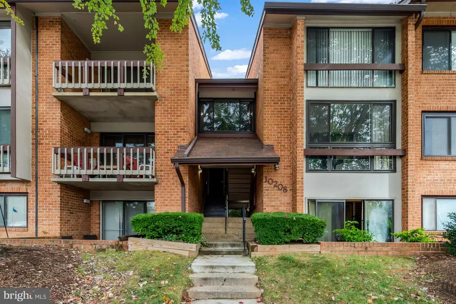 10208 Bushman Dr, Oakton, VA 22124 - Image #2