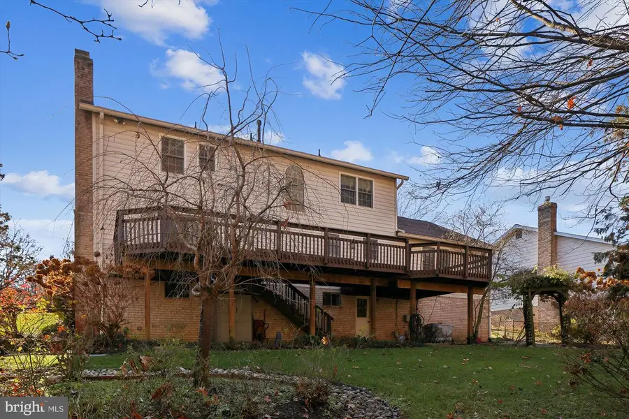 8510 Browning Ct, Annandale, VA 22003 - Image #3