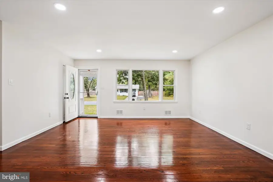 4403 Wyres St, Alexandria, VA 22309 - Image #2