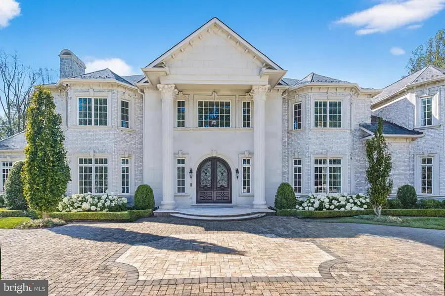 1174 Old Tolson Mill Rd, McLean, VA 22102 - Image #2