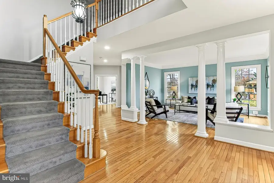 6209 Waterlily Ct, Alexandria, VA 22310 - Image #2