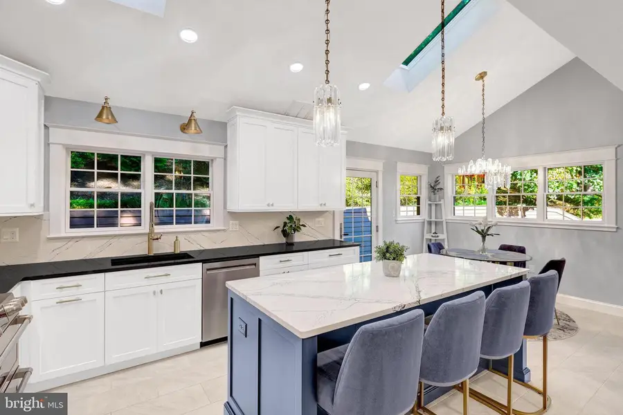 1419 Claves Ct, Vienna, VA 22182 - Image #2