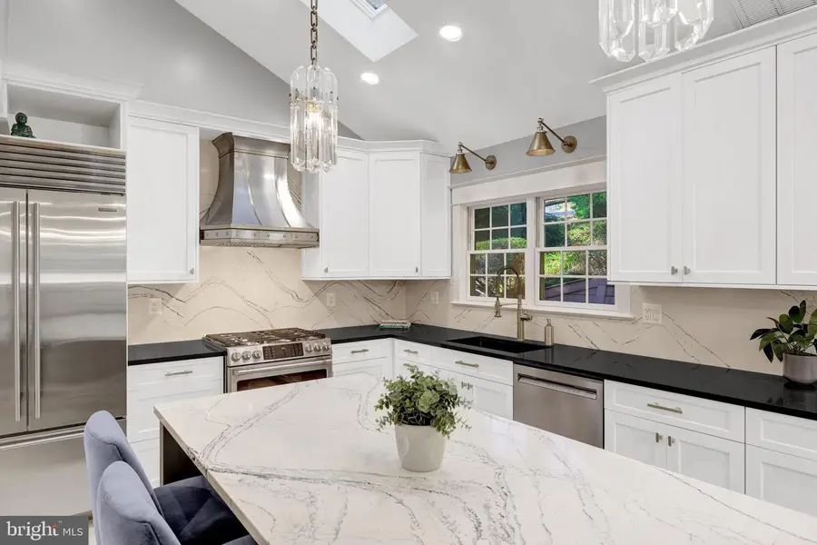 1419 Claves Ct, Vienna, VA 22182 - Image #3