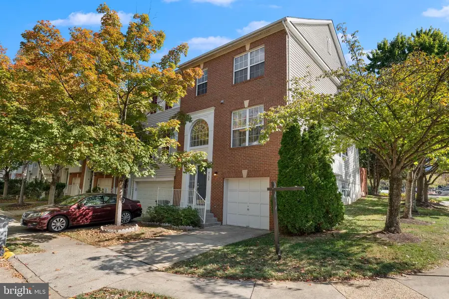 4133 Grover Glen Ct, Fair Oaks, VA 22030 - Image #3