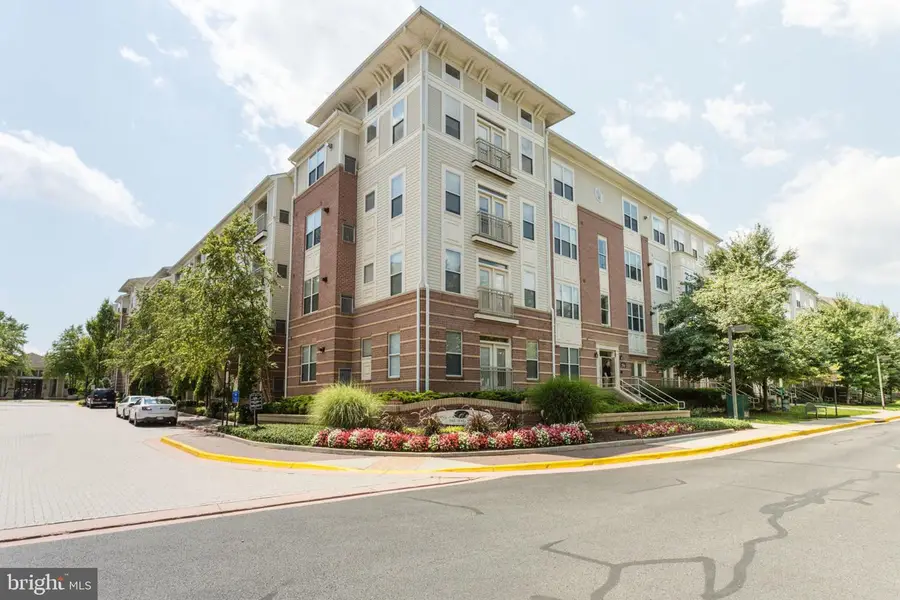 9480 Virginia Center Blvd #422, Vienna, VA 22181 - Image #2
