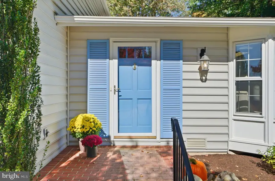 2037 Freedom Ln, Falls Church, VA 22043 - Image #3