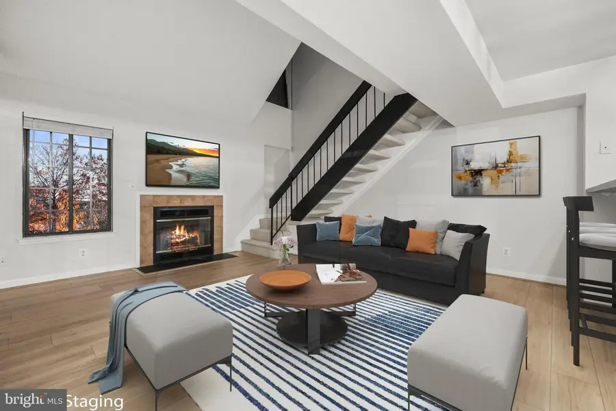 6017-b Curtier Dr #b, Alexandria, VA 22310 - Image #3