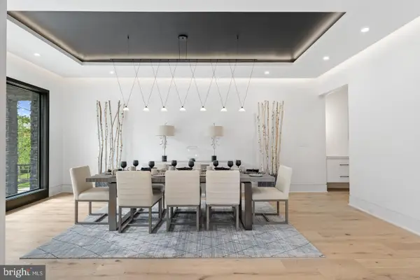 1471 Waggaman Cir, MCLEAN, VA 22101