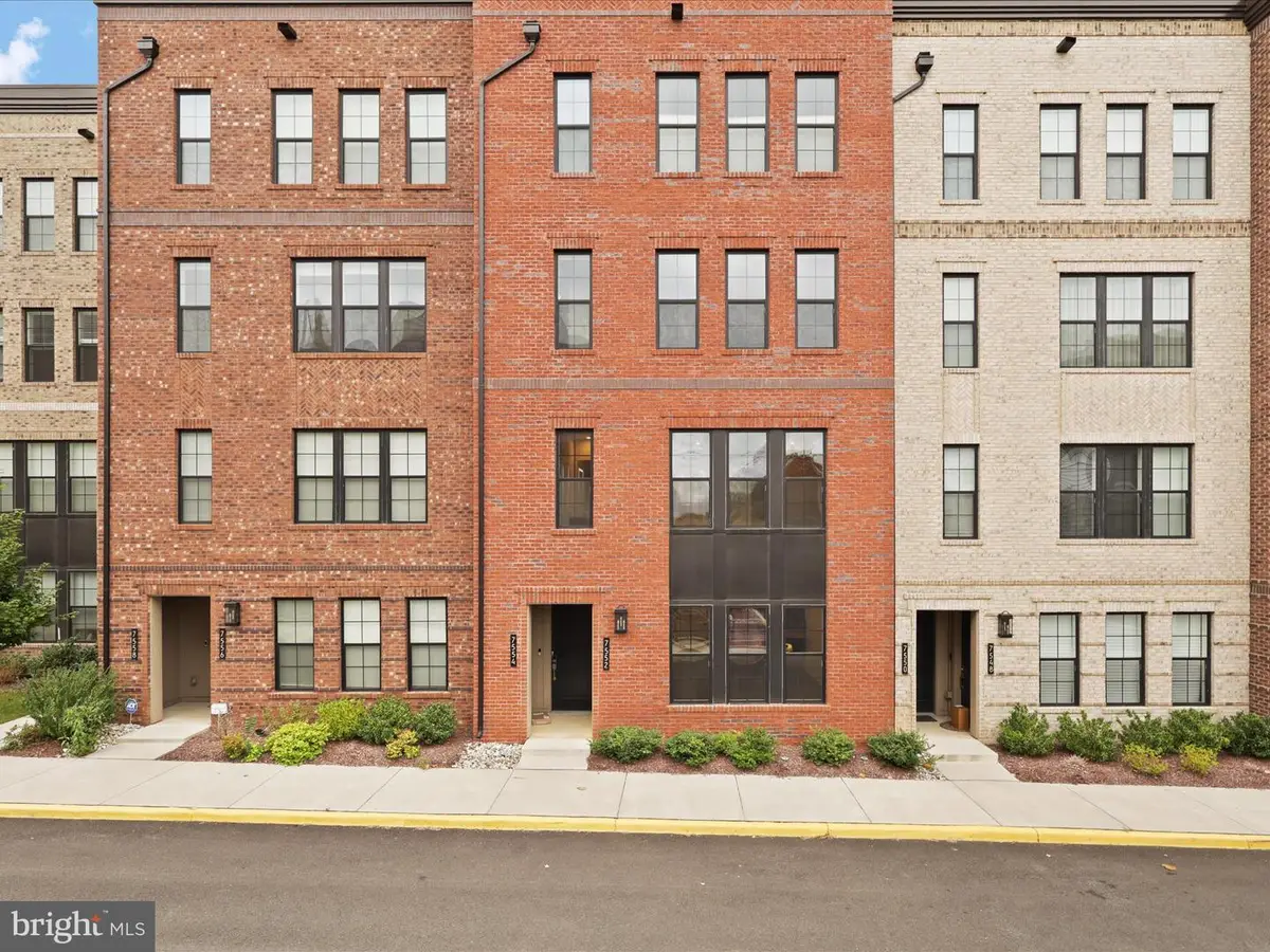 7552 Sawyer Farm Way #1405, McLean, VA 22102 - Image #1