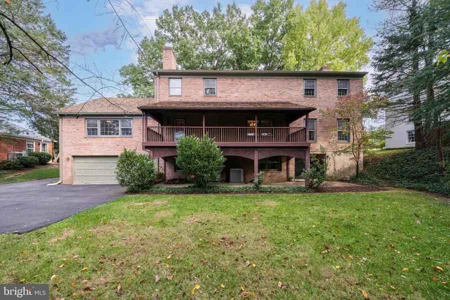 1224 Perry William Dr, McLean, VA 22101 - Image #2