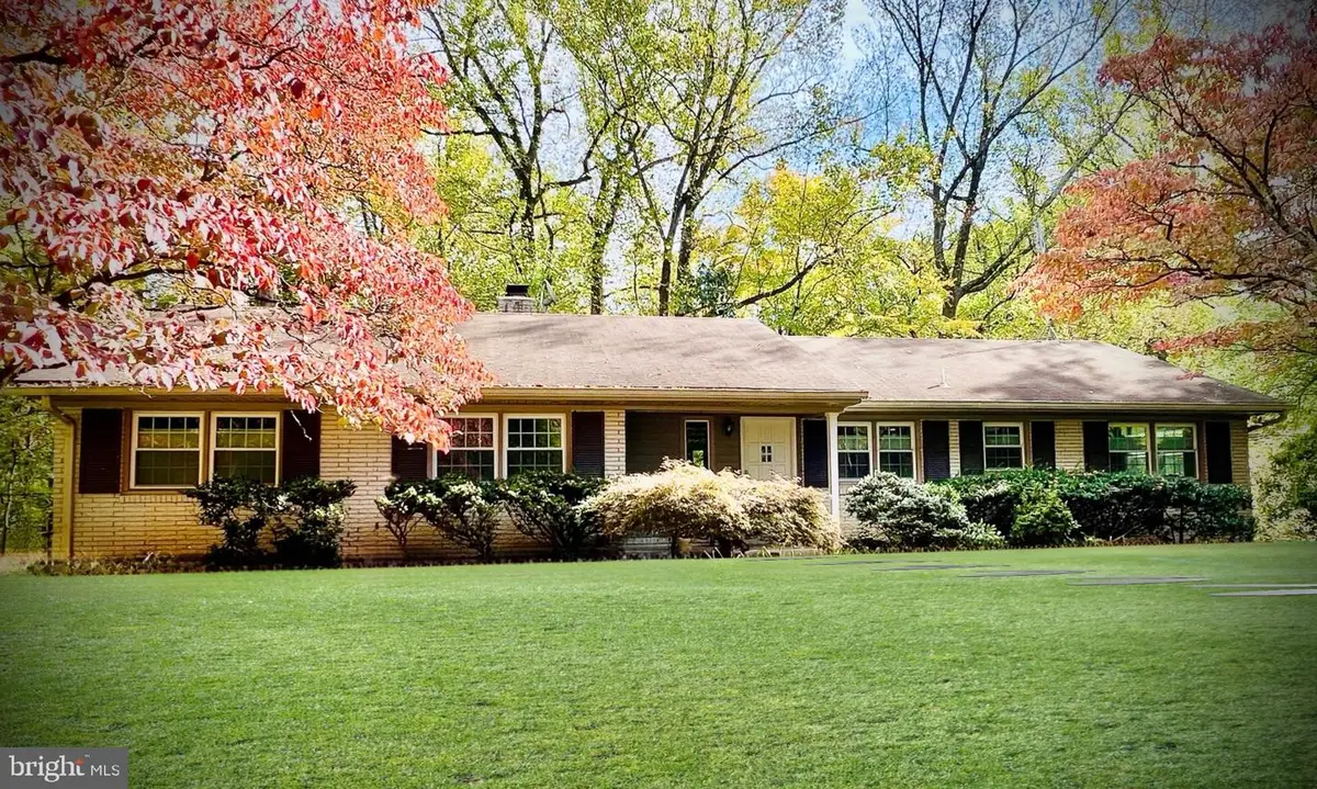 1429 Ironwood Dr, McLean, VA 22101 - Image #1