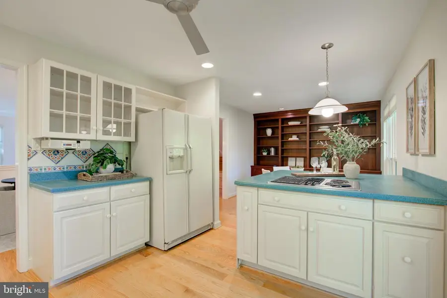 1423 Mclean Mews Ct, McLean, VA 22101 - Image #2