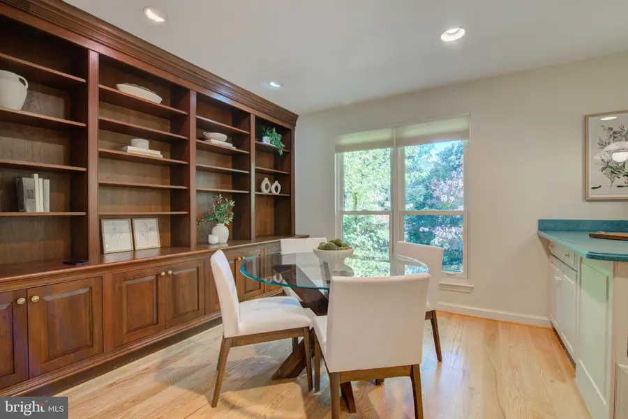 1423 Mclean Mews Ct, McLean, VA 22101 - Image #3