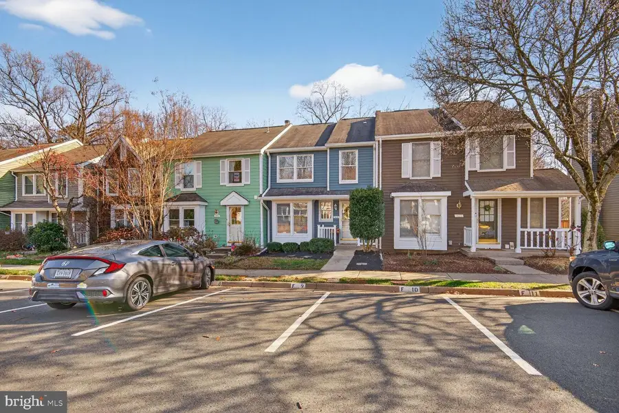 1548 Poplar Grove Dr, Reston, VA 20194 - Image #3