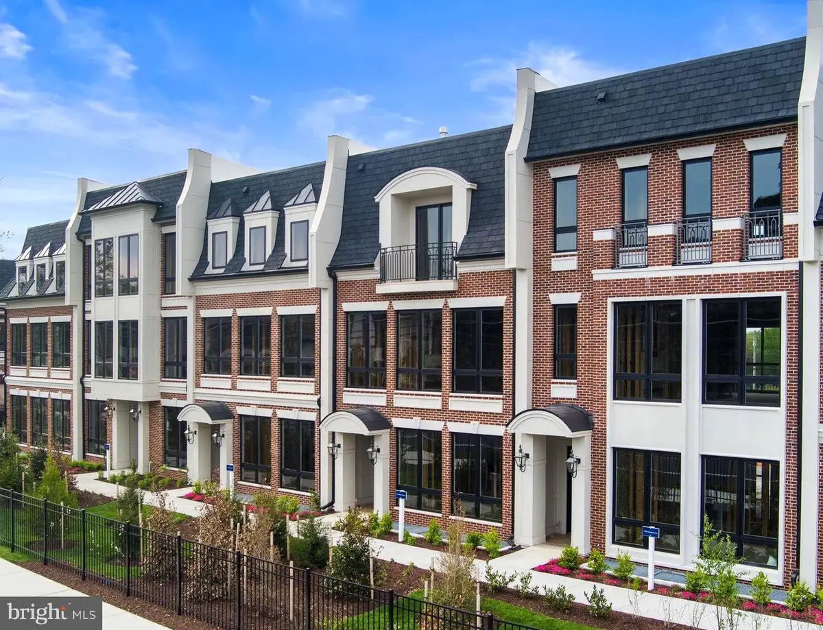 7043 Liberty Ln, McLean, VA 22101 - Image #1