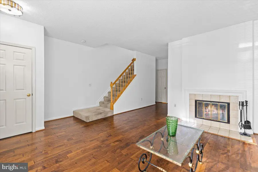 7218 Parsons Ct, Alexandria, VA 22306 - Image #3