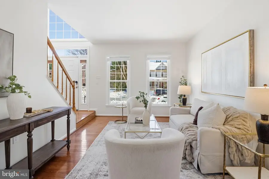 13566 Cobra Dr, Herndon, VA 20171 - Image #3