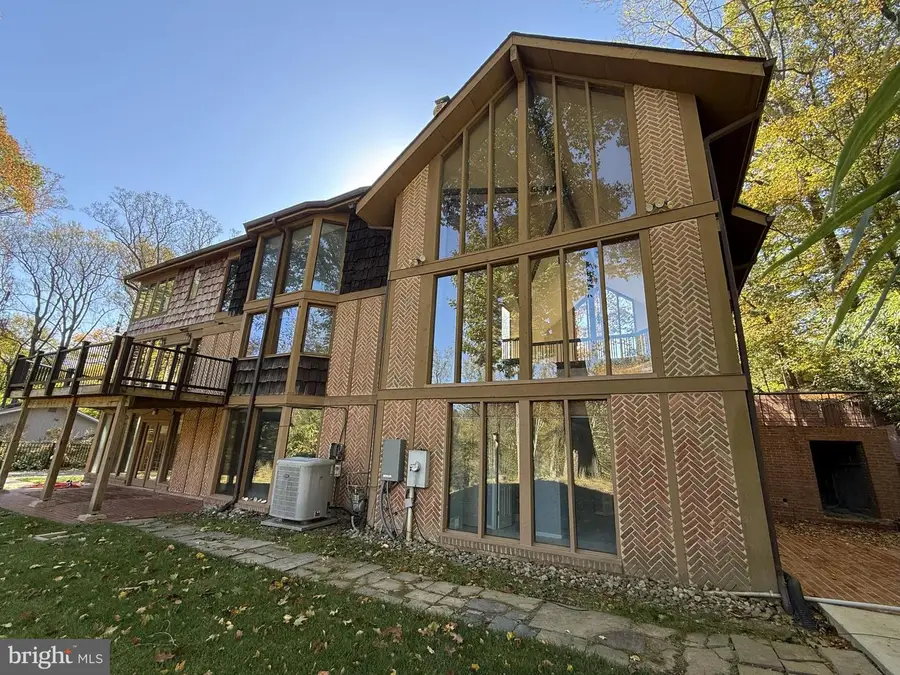 1416 Lady Bird Dr, McLean, VA 22101 - Image #3